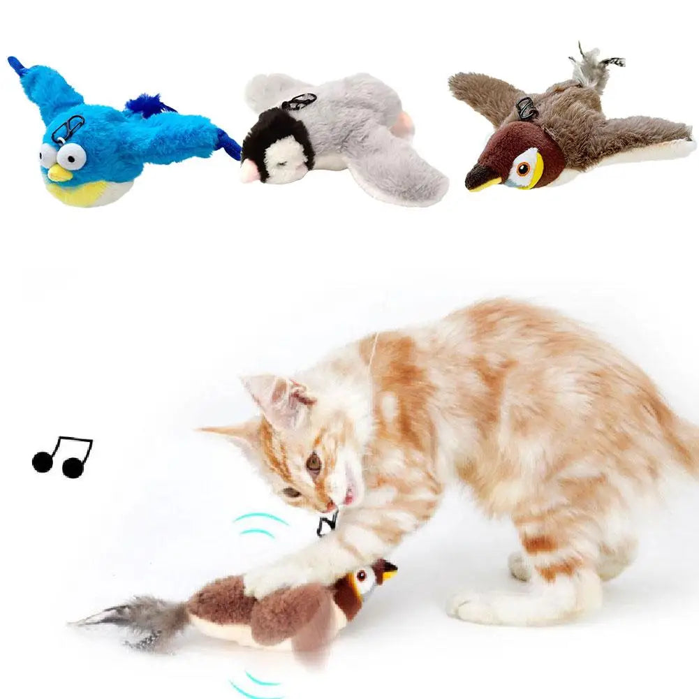 Chat jouant avec le moineau interactif