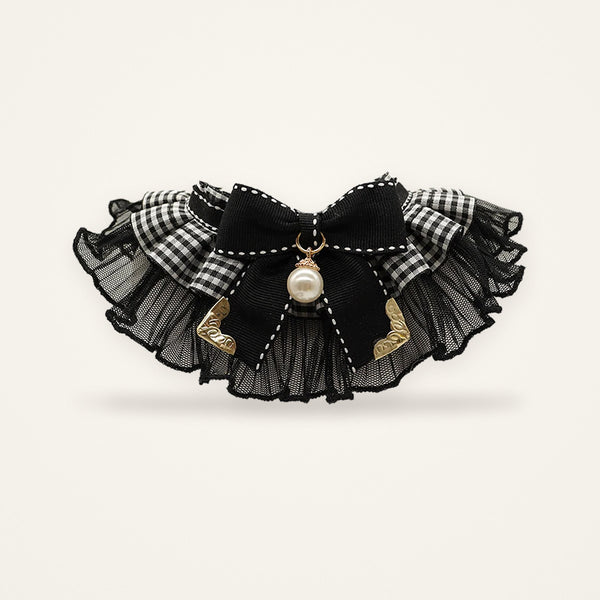 Collerette en dentelle noire